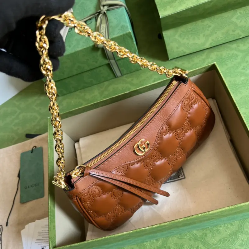 735049 CM 4 High-Quality Bags - Image 6