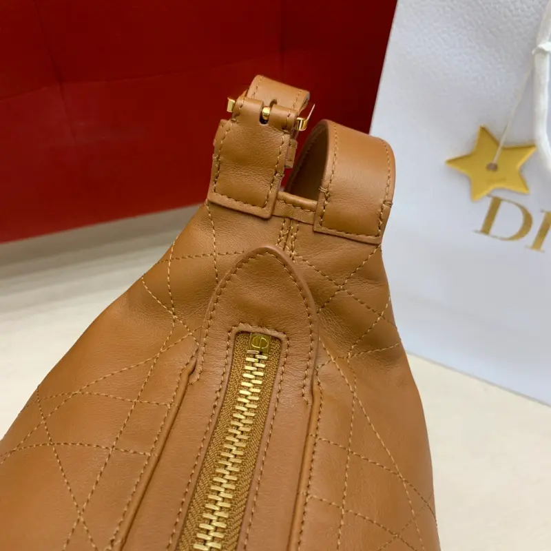 ML261 2 High Quality Bags - Image 6