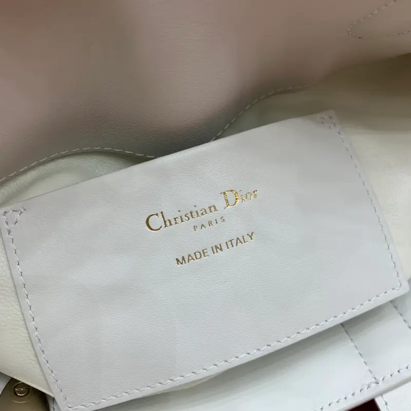 ML248 1 High Quality Bags - Image 12