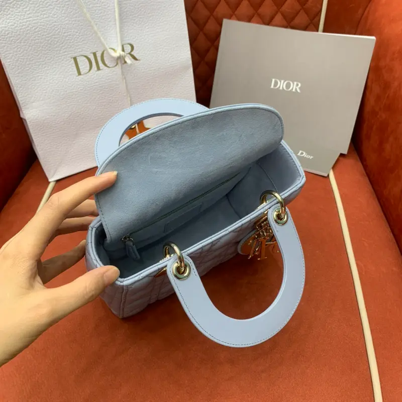 ML237 8 Blue High Quality Bags - Image 11