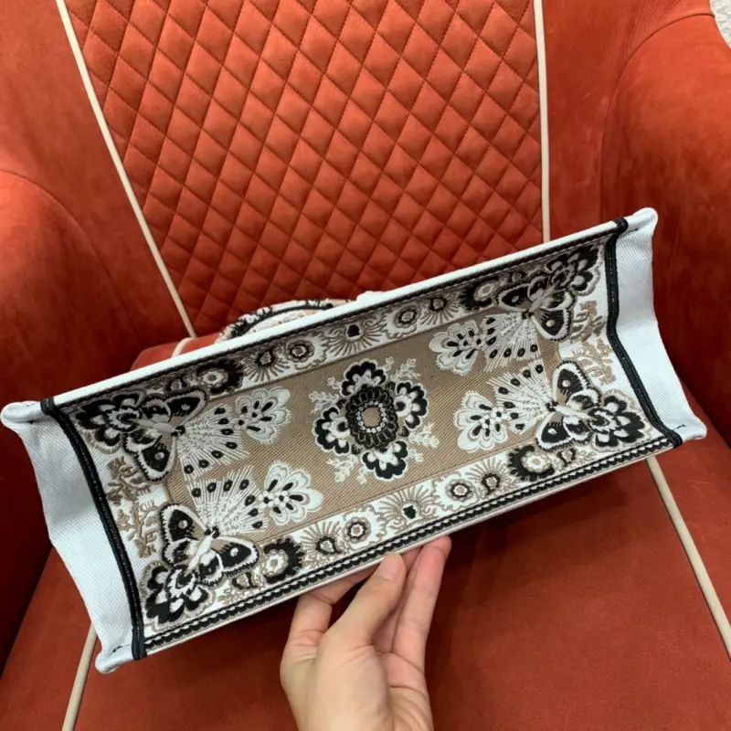 ML151 1 High Quality Bags - Image 5