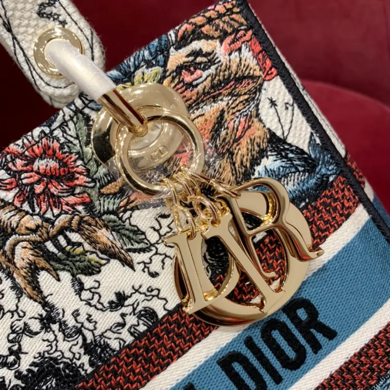 ML41 High Quality Bags - Image 6