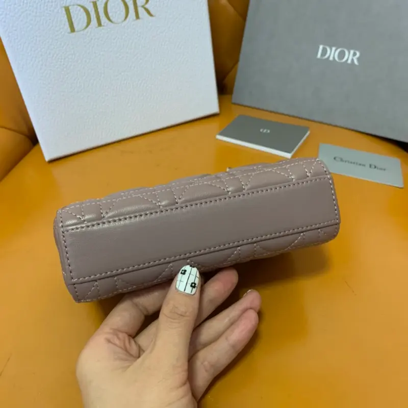 ML23 4 High Quality Bags - Image 5