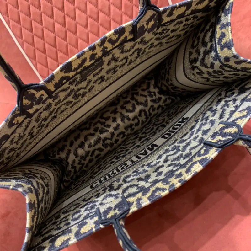 ML13 1 High Quality Bags - Image 7