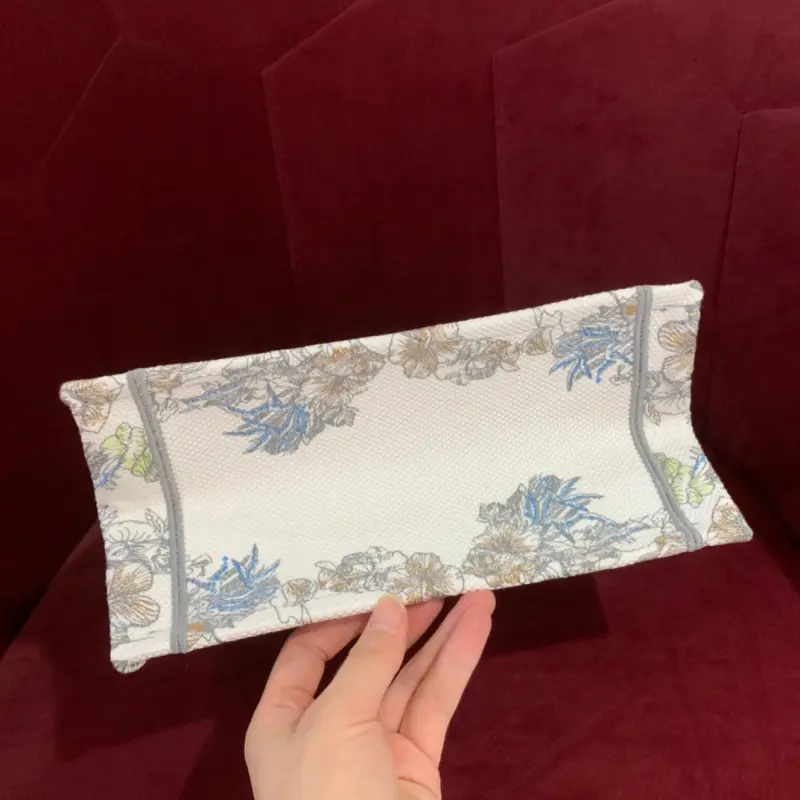 ML192 2 High Quality Bags - Image 5