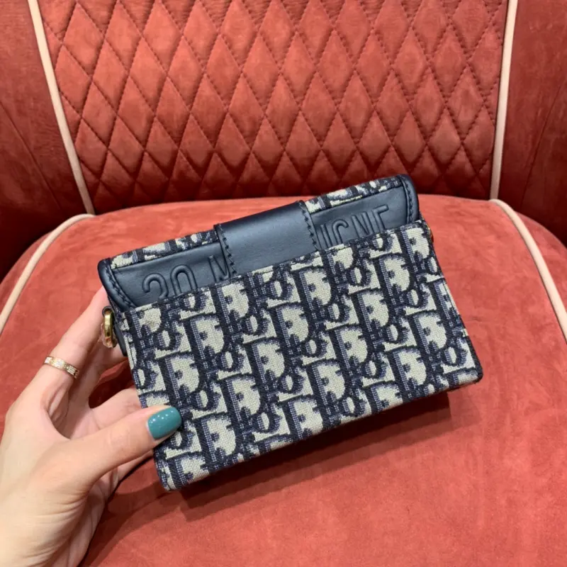 ML134 High Quality Bags - Image 6