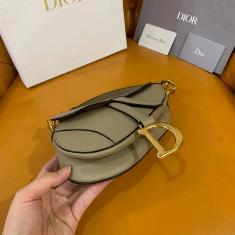 ML62 1 High Quality Bags - Image 5