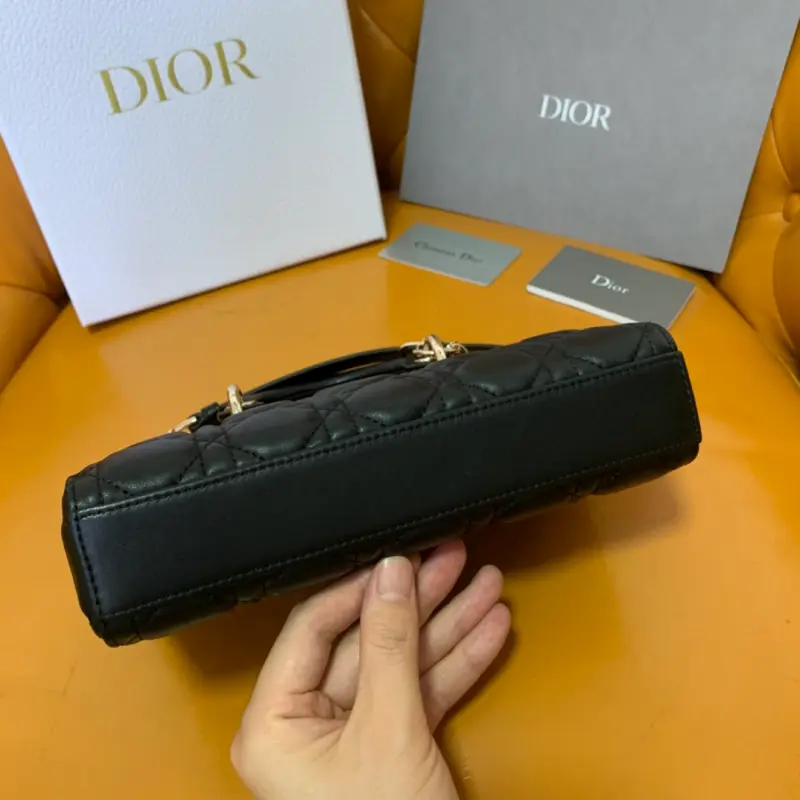 ML24 1 High Quality Bags - Image 6