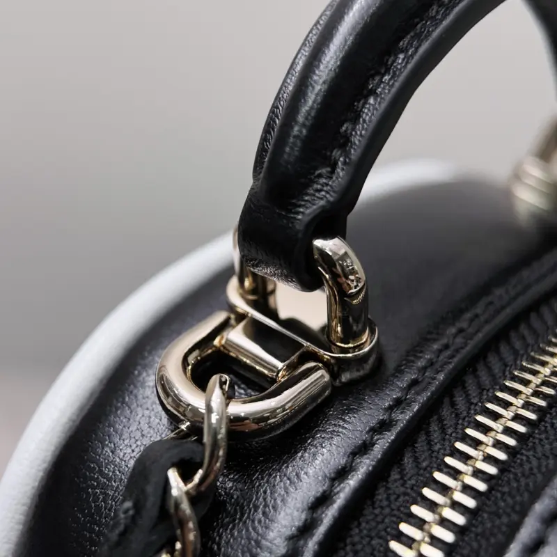 25p White Edge Backpack Black High Quality Bags - Image 10