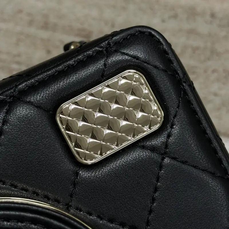 24s Camera Bag Black High Quality Bags - Image 10