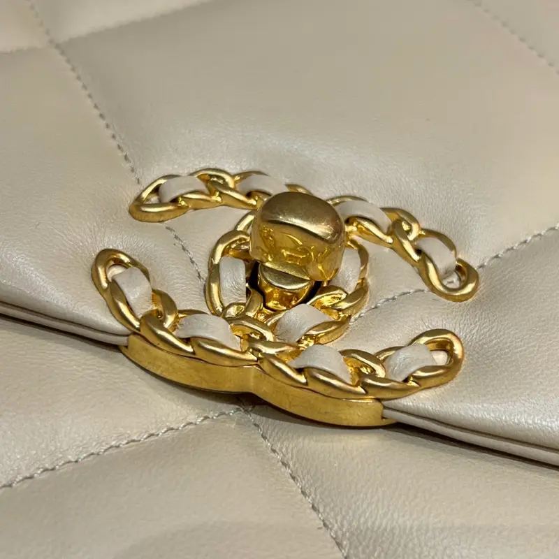 19BAG Medium 30cm CM 3 High Quality Bags - Image 6