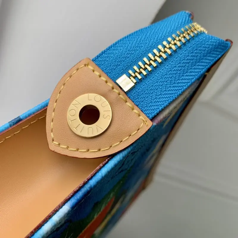 M83465 HH97 2 Blue 27x21x3cm High Quality Bags - Image 6