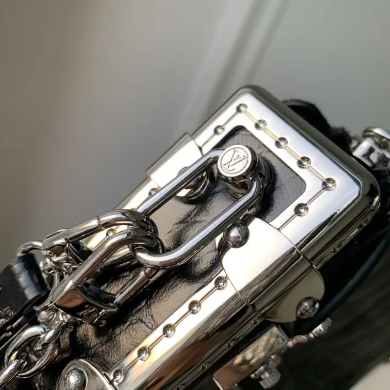 M25445 (Black (Crocodile Pattern) 23x12x4cm High Quality Bags - Image 6