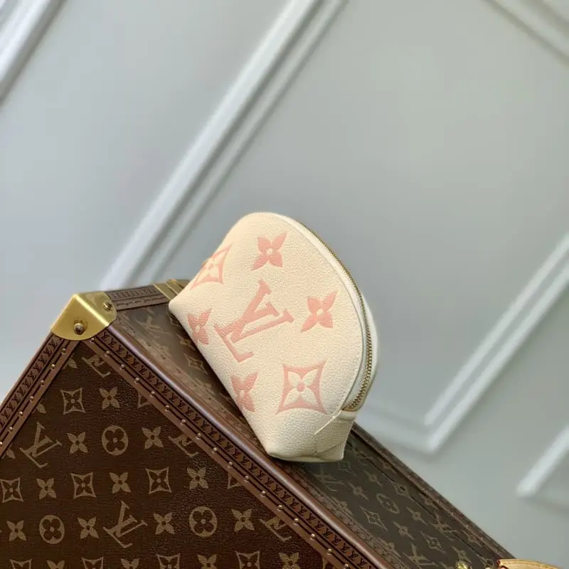 M45915 S3 17x12x6cm High Quality Bags - Image 4