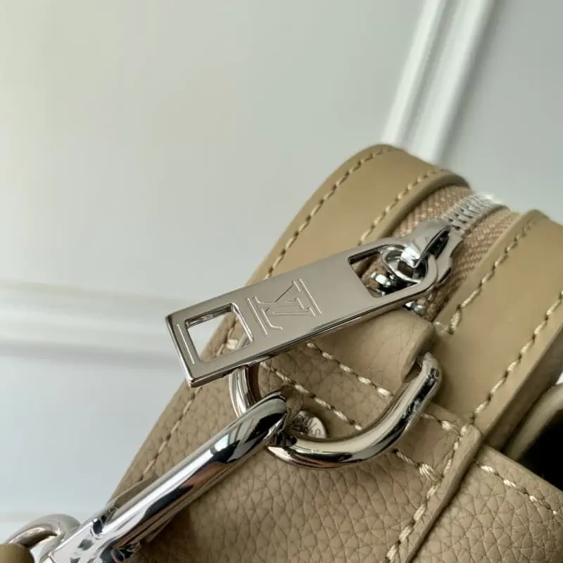 M23710 23.5x18x7cm High Quality Bags - Image 5