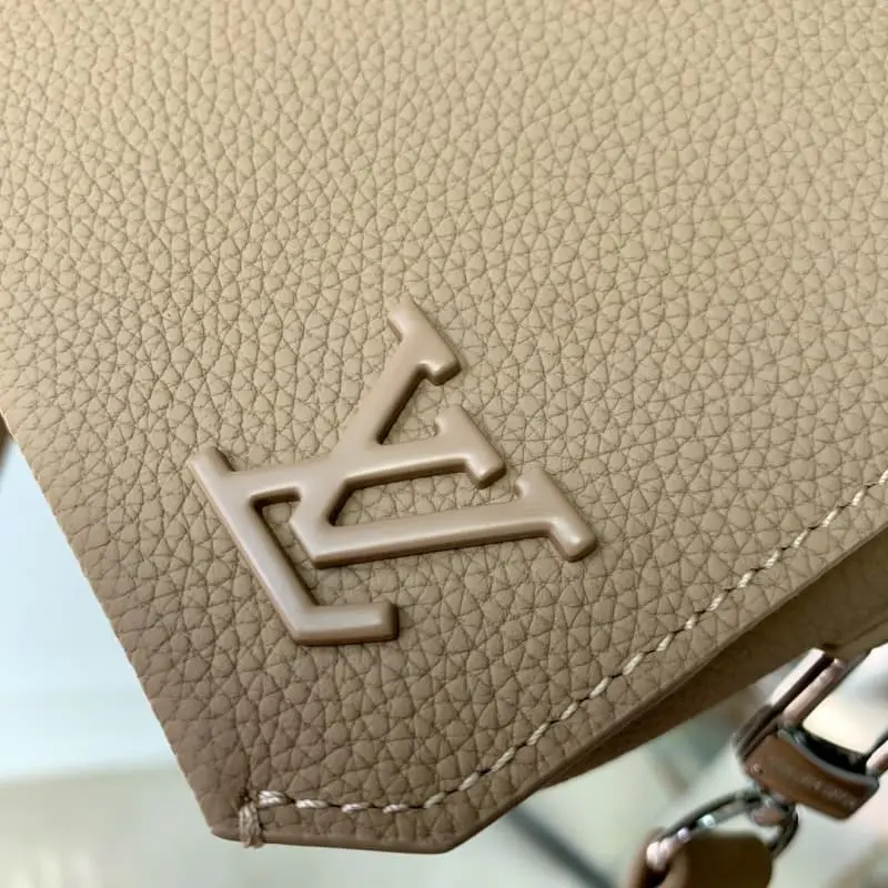 M82804 S1 17.3x12x7cm High Quality Bags - Image 5