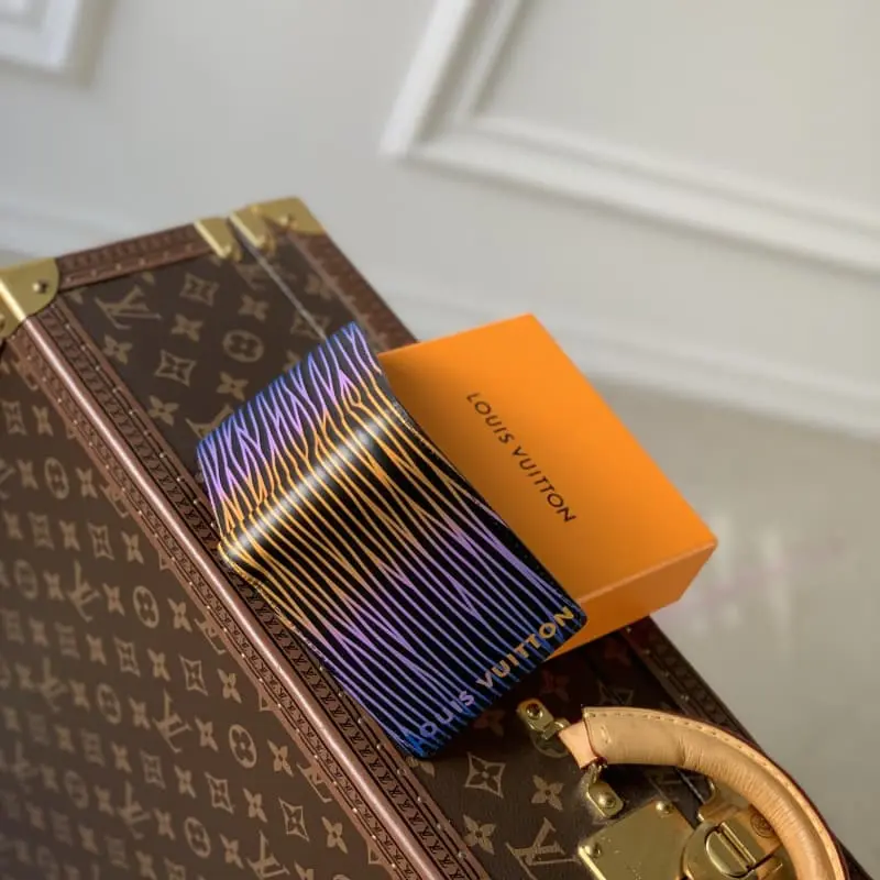 M82585 Blue (gradient) 11x8.5x2cm High Quality Bags - Image 3