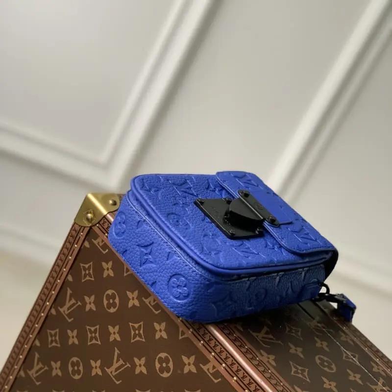 M82568 blue 12x19x7cm High Quality Bags - Image 5