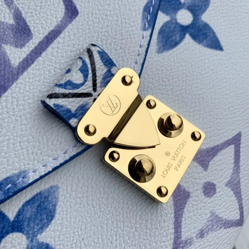 M23055 blue 25x19x7cm High Quality Bags - Image 5