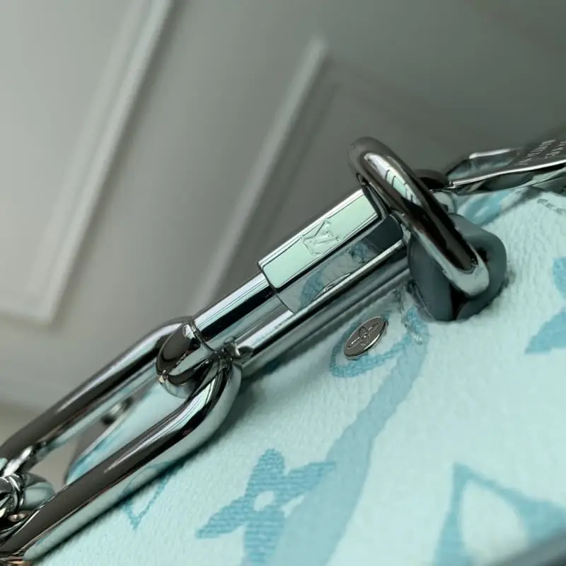 M22588 18.5x13x8cm High Quality Bags - Image 5