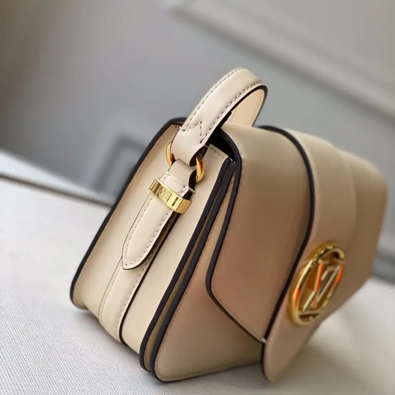 M55950 23x15x8cm High Quality Bags - Image 5