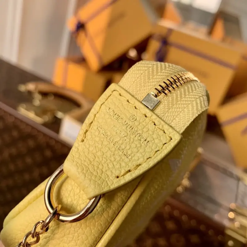 M46129 15.5x10.5x4cm High Quality Bags - Image 5