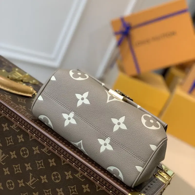 M45836 24x14x9cm High Quality Bags - Image 4