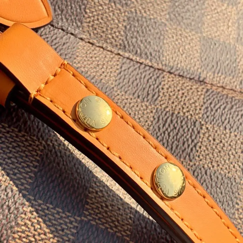 N40213 Yellow 26X22X27cm High Quality Bags - Image 5