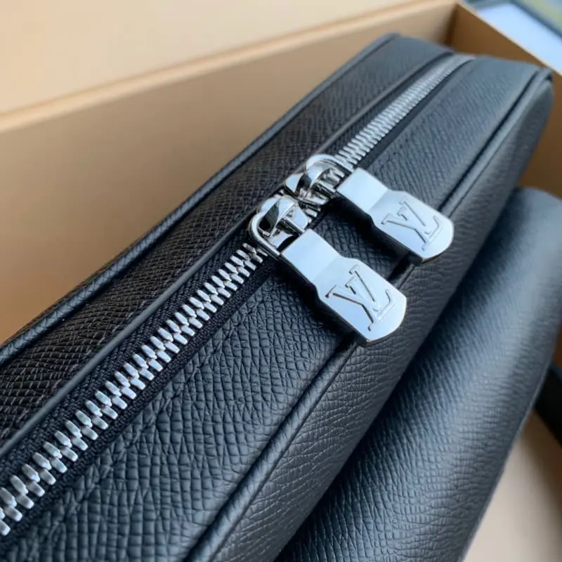 M30233 29.5x20x10.5cm High Quality Bags - Image 4