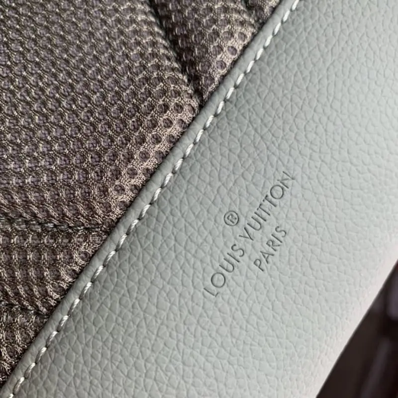 M57079 S2 43x30x14cm High Quality Bags - Image 5