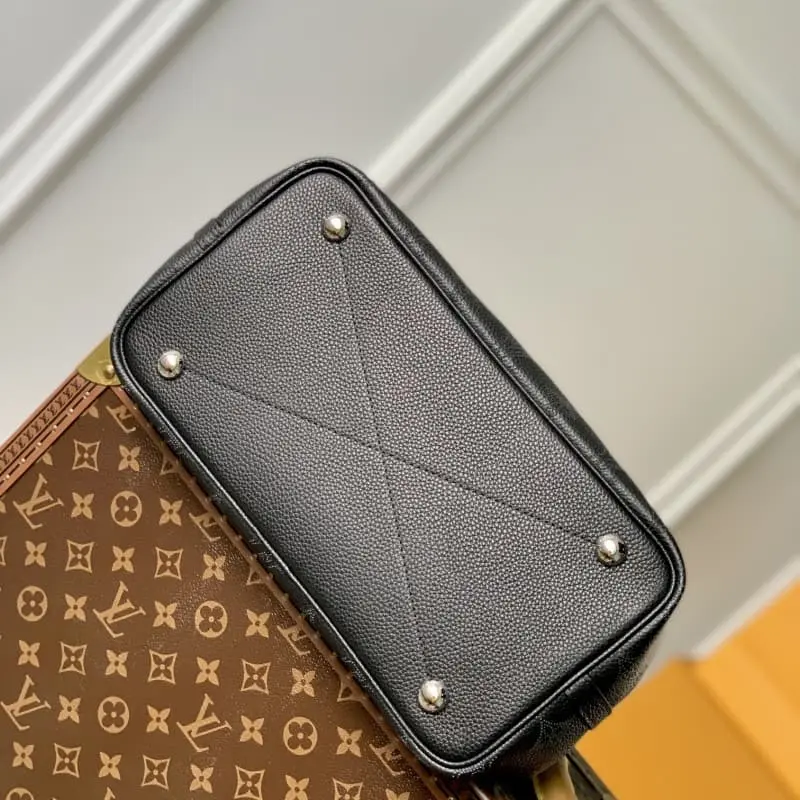 M21850 S3 30x27x16cm High Quality Bags - Image 5