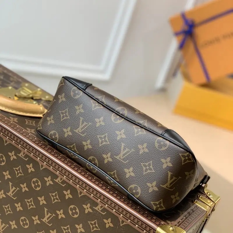 M45831 27x16x10cm High Quality Bags - Image 4