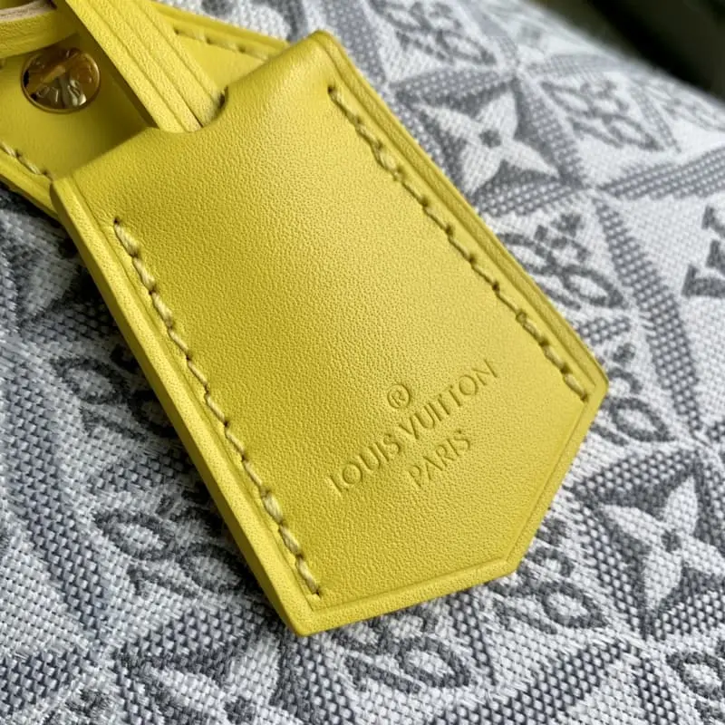 M91606 25x19x12cm High Quality Bags - Image 5