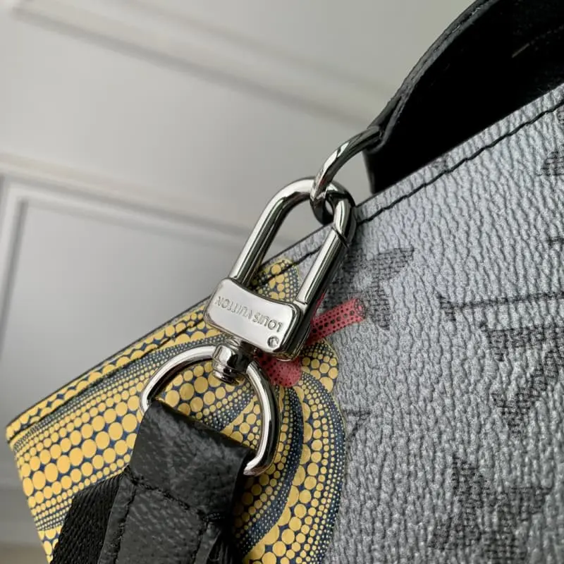 M81972 22x14.5x4.5cm High Quality Bags - Image 5