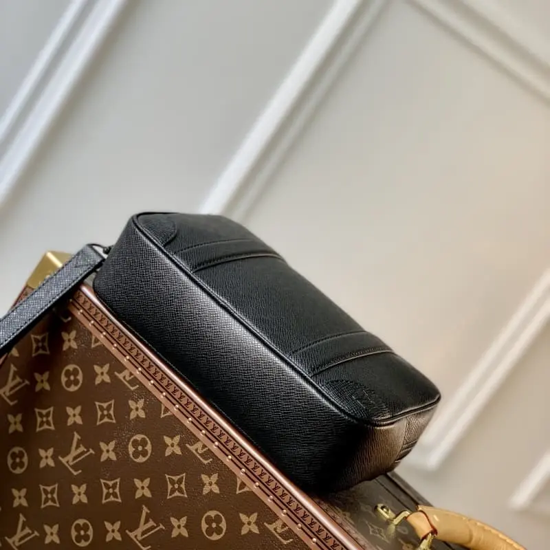 M82078 25x15.5x6.5cm High Quality Bags - Image 5