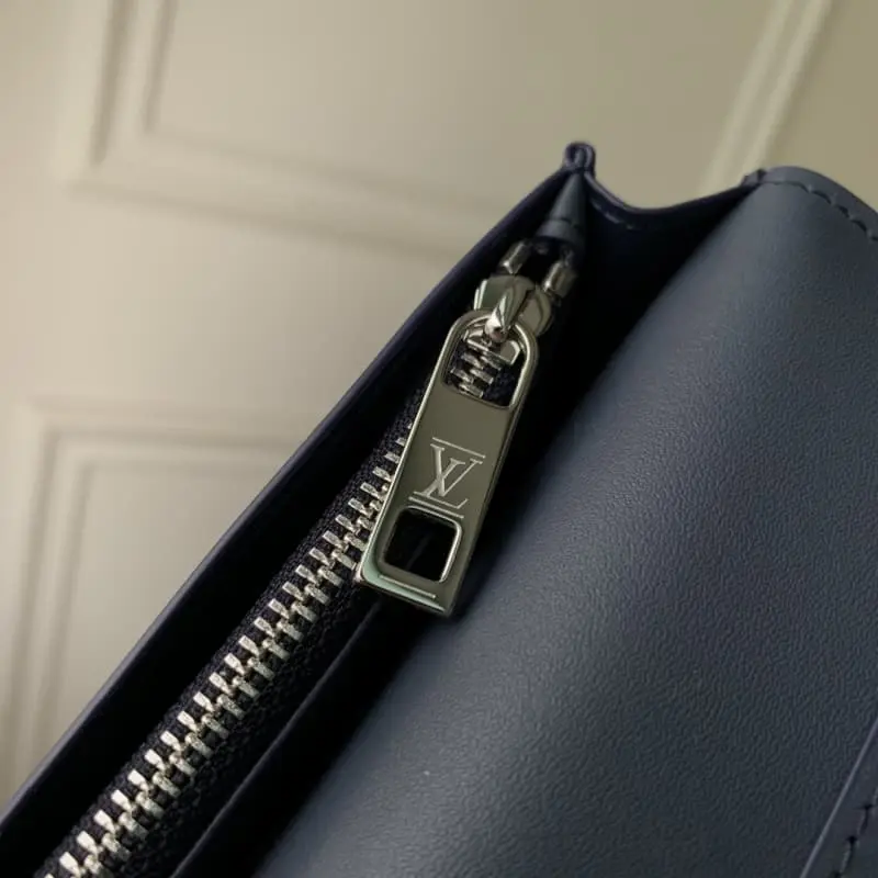 M81810 10x19x2cm High Quality Bags - Image 5