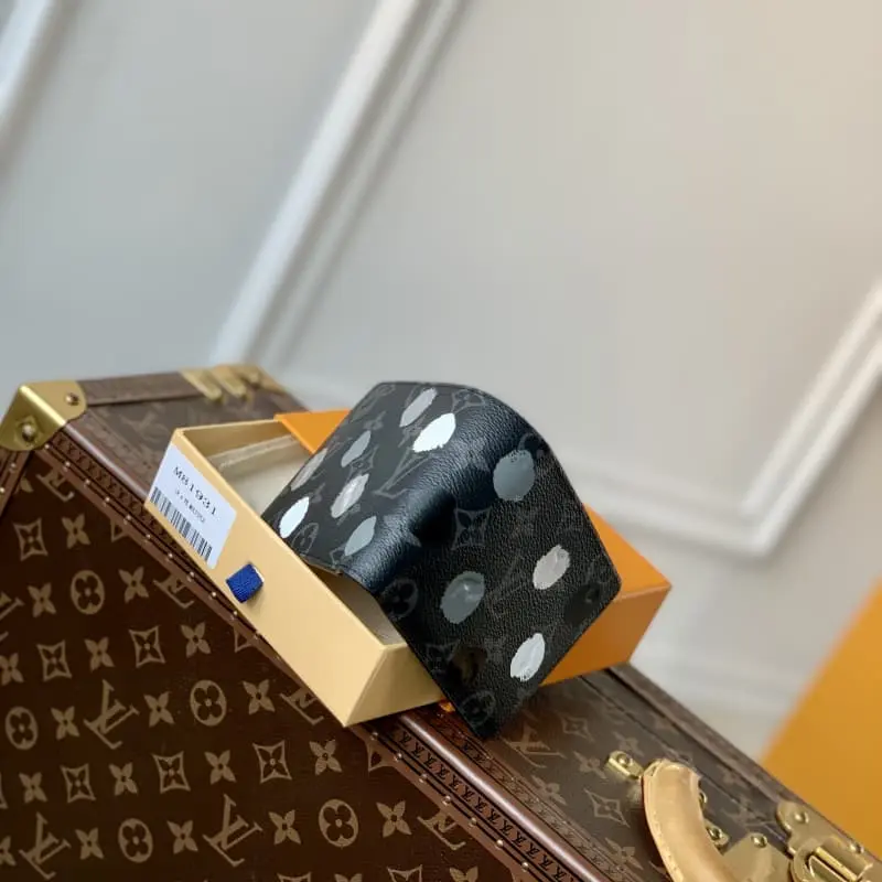 M81931 11.5x9x1.5cm High Quality Bags - Image 3