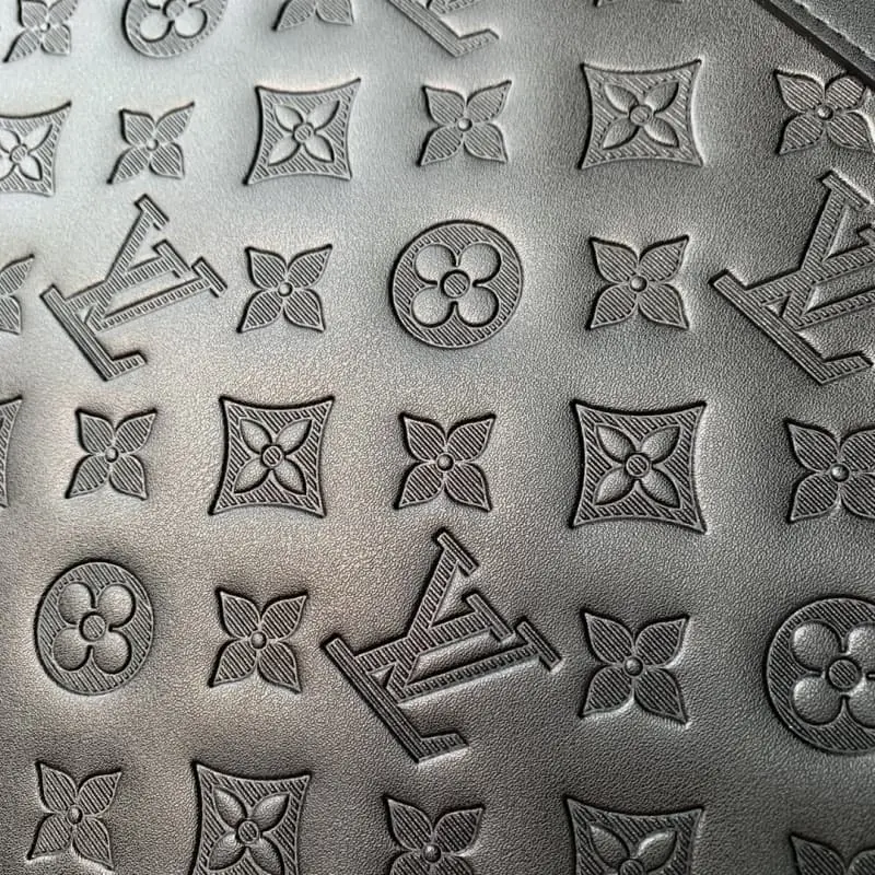 M82080 embossed 35x25x2.8cm High Quality Bags - Image 4