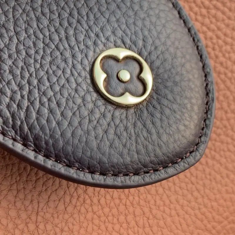 M14176 13.6x8x21cm High Quality Bags - Image 5