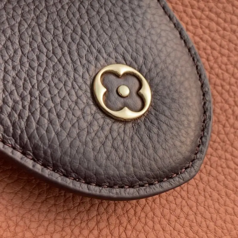 M14176 17.3x9x27cm High Quality Bags - Image 5