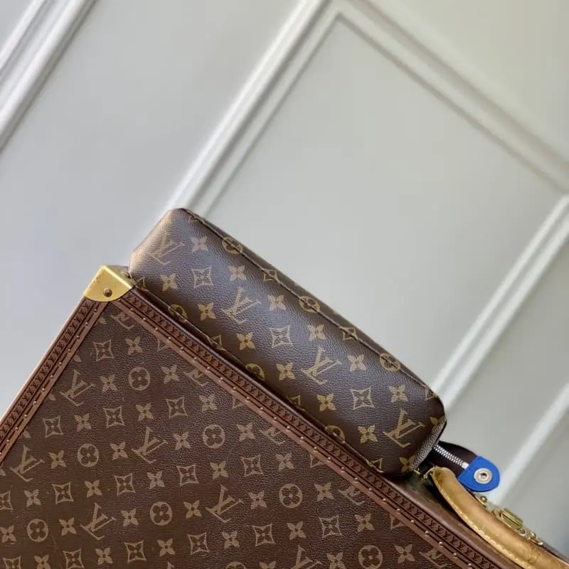 M13199 21x7.5x30cm High Quality Bags - Image 4