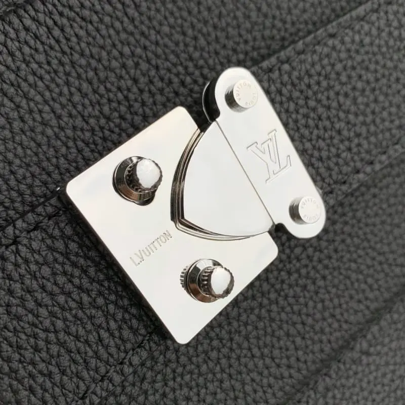 M23153 Black 29x14x41cm High Quality Bags - Image 5