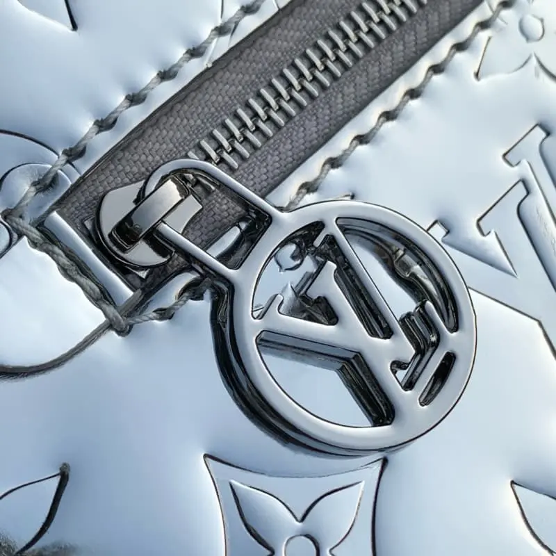 M11833 Silver 23x13x6cm High Quality Bags - Image 5