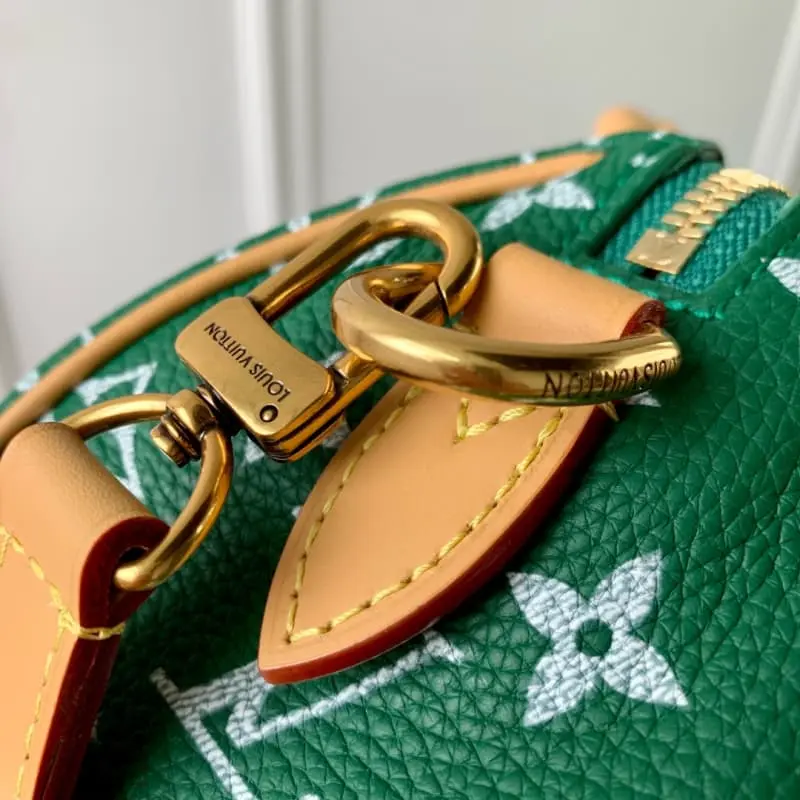 M24419 Green 18x12x10cm High Quality Bags - Image 5