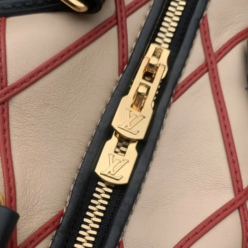 M24261 Beige 20.5x13.5x12cm High Quality Bags - Image 5