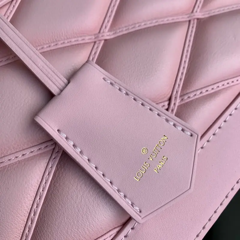 M23666 S2 23.5x17.5x11.5cm High Quality Bags - Image 5