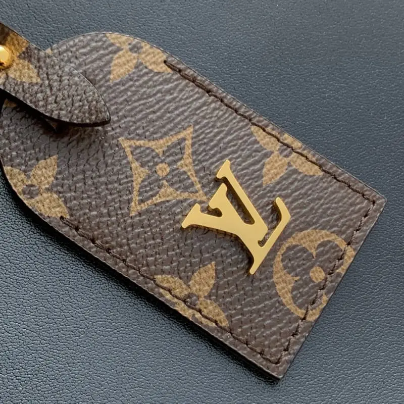 M13140 20x9x31cm High Quality Bags - Image 5