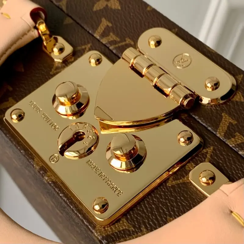 M20076 Pink 34x26x10cm High Quality Bags - Image 5