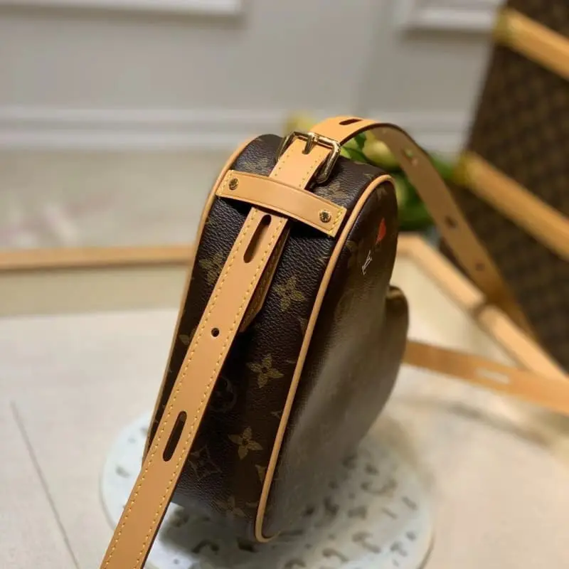 M57456 22x16x6cm High Quality Bags - Image 5