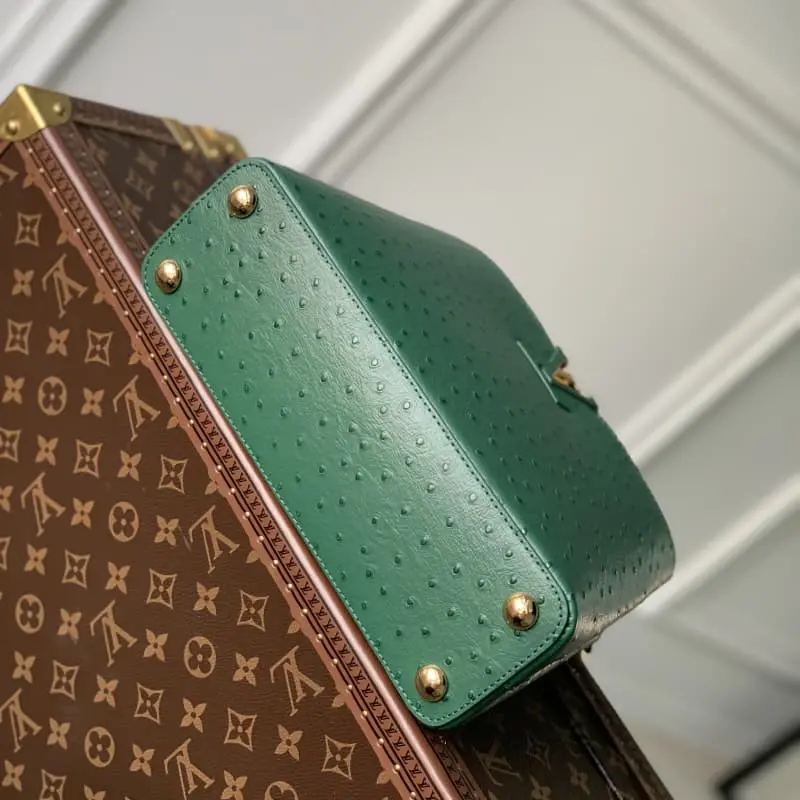 M93483 S4 27x18x9cm High Quality Bags - Image 4